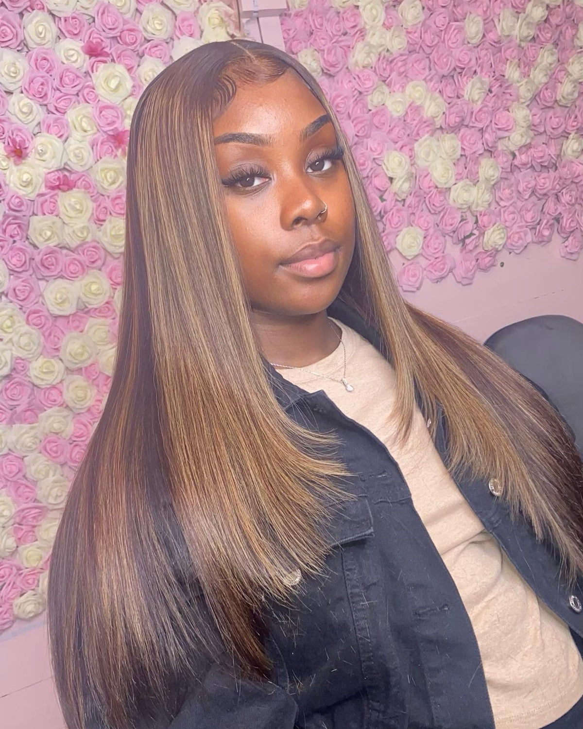 Chocolate Swirl wig with cream blonde highlights on a chocolate brown base by Beautybybeckssss